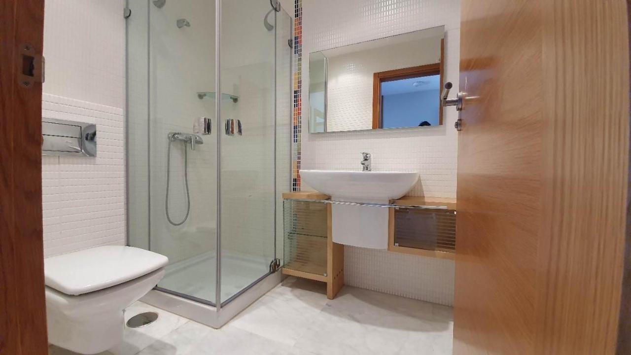 Chalet Complejo Turistico Raeiros - โอโกรเบ ภายนอก รูปภาพ